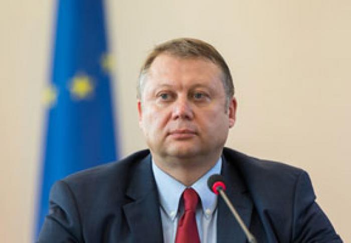 МИНИСТР ЭКОНОМИКИ СЧИТАЕТ НЕОБХОДИМЫМ ПОЛОЖИТЬ КОНЕЦ ПРОГРАММЕ «ХОРОШИЕ ДОРОГИ»