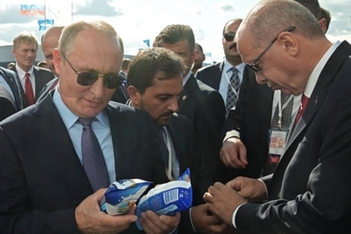 «Мороженщица Путина» оказалась «не простой продавщицей»