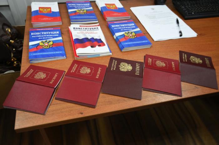 Названо число обратившихся за российским гражданством жителей Донбасса