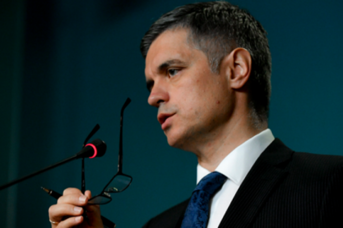 Новый глава МИД Украины пообещал подумать над выполнением Минских соглашений