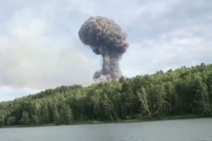 Очевидцы пожара в Красноярском крае рассказали о непрекращающихся взрывах