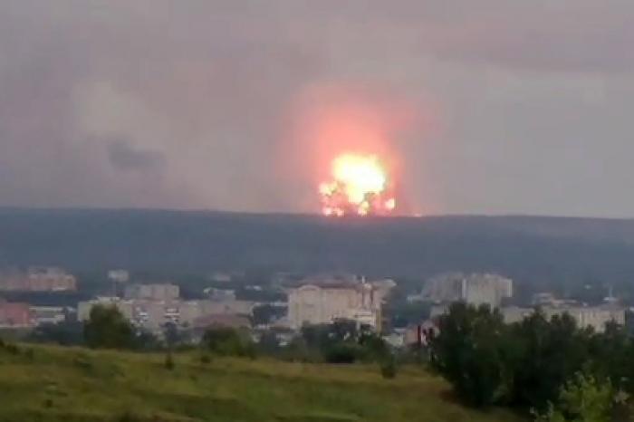 Один человек погиб при взрыве на красноярском складе боеприпасов
