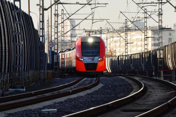 Определены сроки запуска беспилотных поездов на железных дорогах России