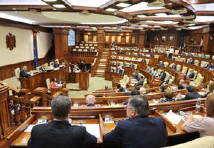 PARLAMENTUL A APROBAT REVENIREA LA SISTEMUL ELECTORAL PROPORȚIONAL PE LISTE DE PARTID