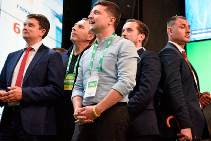 Партия Зеленского разделит абсолютную власть