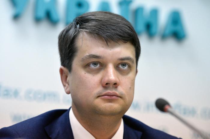 Партия Зеленского решила поделиться властью с оппозицией