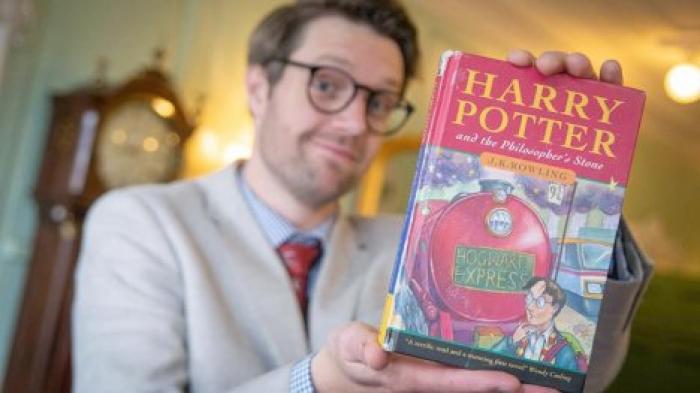 Первое издание «Гарри Поттера» продали на аукционе за $34,5 тыс