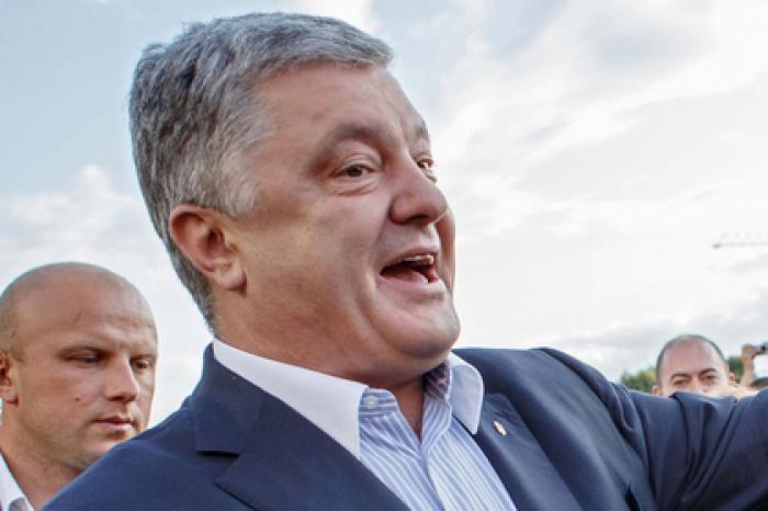 Порошенко пообещал поднять над Донецком украинский флаг