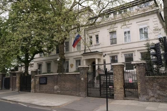 Посольство России оценило появление новой жертвы отравления в Солсбери