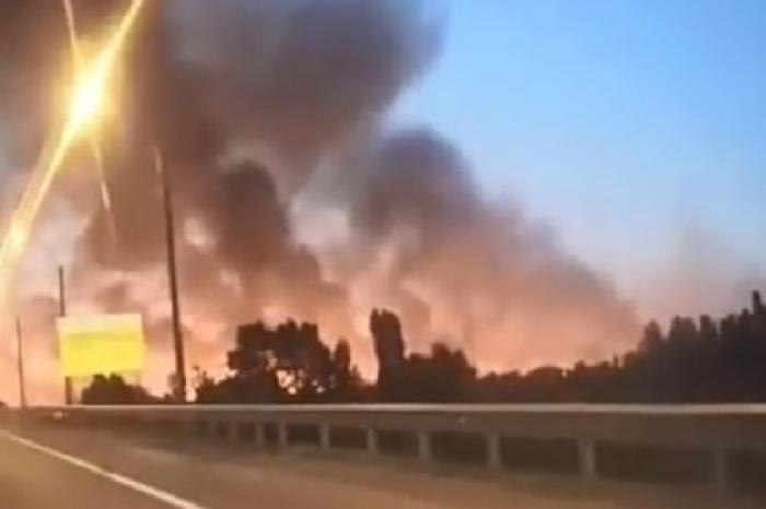 Появилось видео апокалиптического пожара под Ростовом-на-Дону