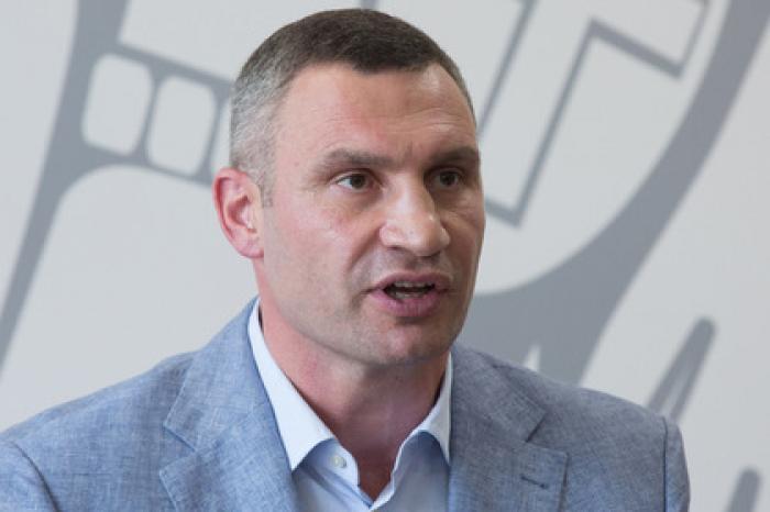 Правительство Украины отказалось увольнять Кличко