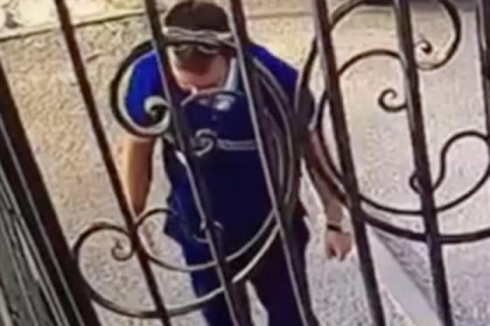 Российский фельдшер пнул пенсионерку ногой и попал на видео