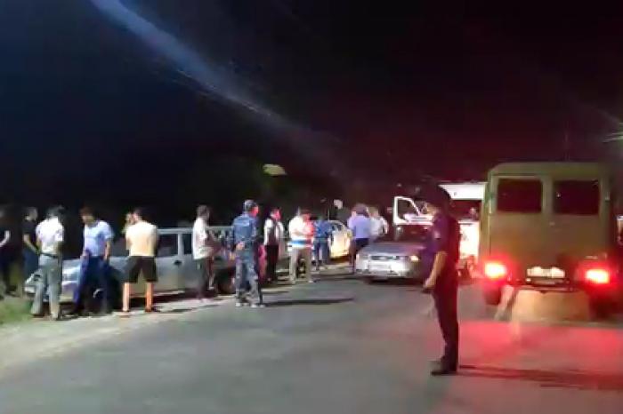 Сторонники Атамбаева захватили спецназовцев в резиденции