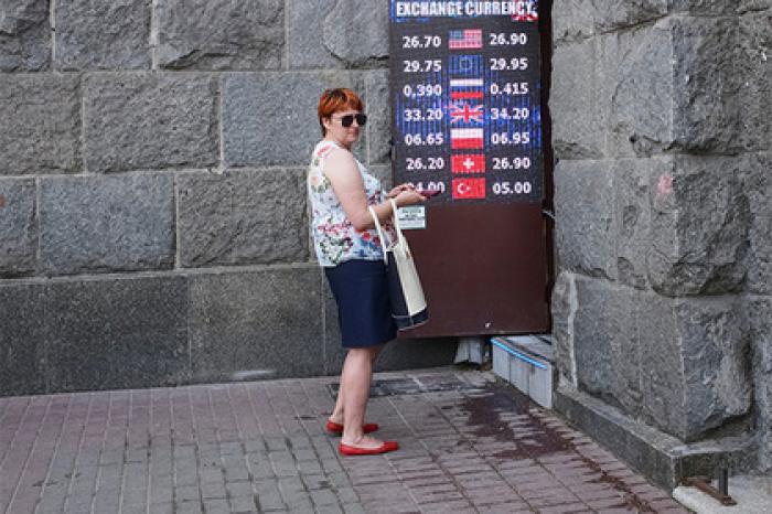 Украина пострадала из-за сильной гривны