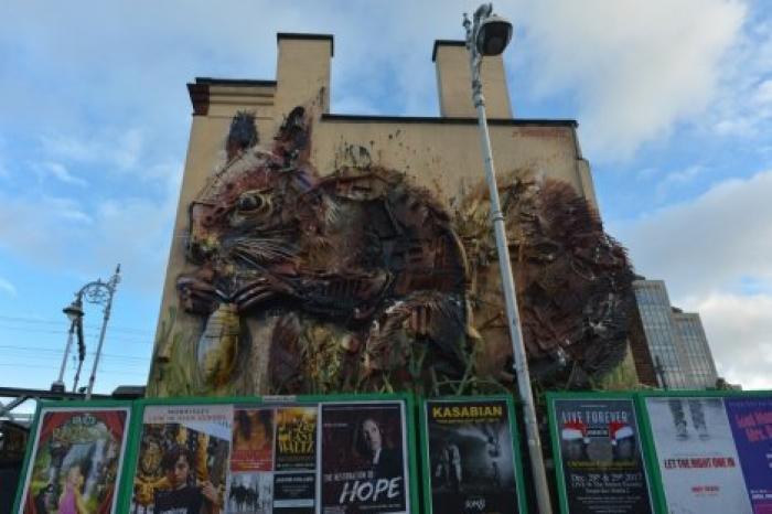 В Дублине хотят снести здание с 3D-фреской из мусора
