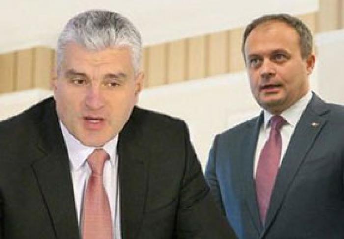ВИЦЕ-ПРЕДСЕДАТЕЛЬ ПАРЛАМЕНТА АЛЕКСАНДР СЛУСАРЬ СЧИТАЕТ, ЧТО С БЫВШЕГО СПИКЕРА АНДРИАНА КАНДУ СЛЕДУЕТ СНЯТЬ ИММУНИТЕТ ДЕПУТАТА