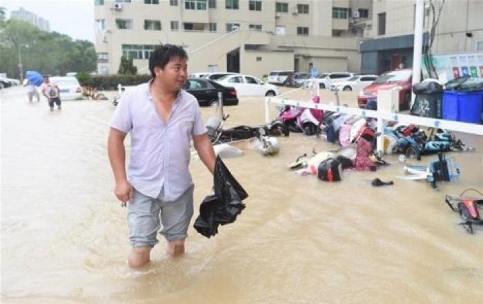 В Китае эвакуировали более миллиона человек из-за супертайфуна