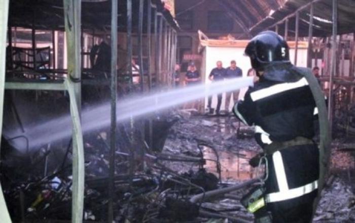 В Одессе произошел масштабный пожар на крупном рынке