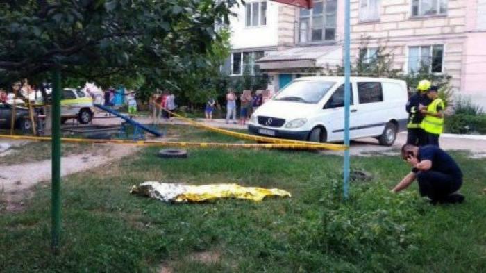 Взрыв в Криулянах: один ребёнок погиб, у второго - серьезные травмы