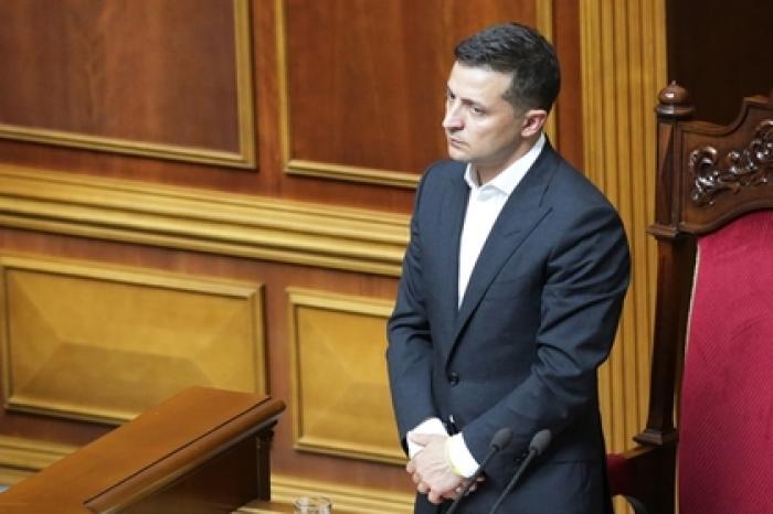 Зеленский отреагировал на отдых главы офиса на курорте в День независимости