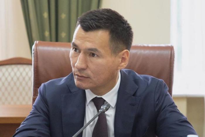 Бату Хасиков отреагировал на протест против бывшего главы ДНР в Калмыкии