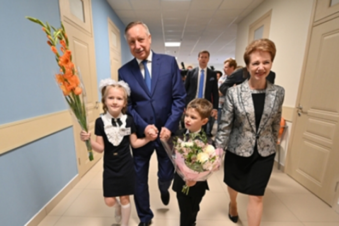 Беглов пожелал школьникам усвоить главный жизненный урок
