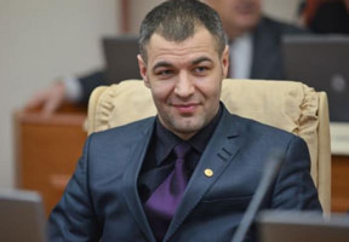 DEPUTATUL ACUM, OCTAVIAN ŢÎCU, INSISTĂ PE DEMISIA MINISTRULUI DE EXTERNE ÎN LEGĂTURĂ CU DISCURSUL LUI DODON LA ONU
