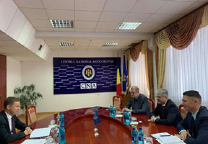 FMI ESTE DISPUS SĂ AJUTE ORGANELE DE DREPT MOLDOVENEŞTI ÎN INVESTIGAREA FURTULUI MILIARDULUI