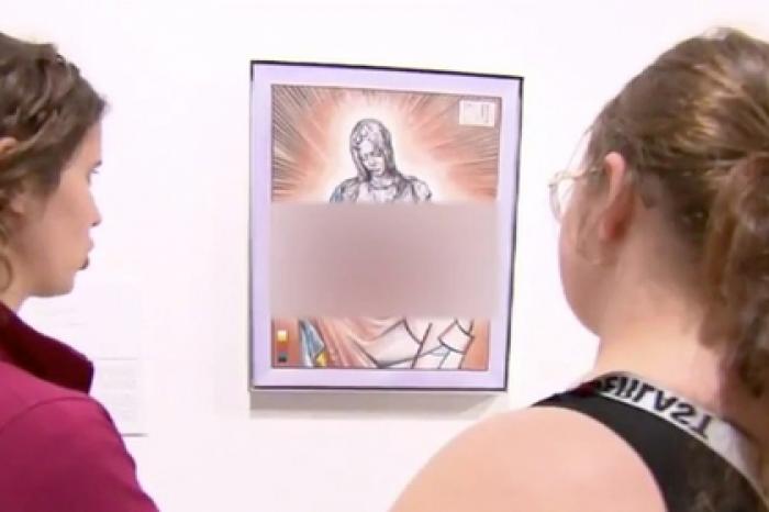 Картина с укачивающей гигантский пенис Богородицей вызвала скандал