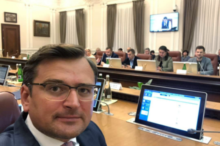 Киев заявил о необходимости пойти на уступки по Донбассу