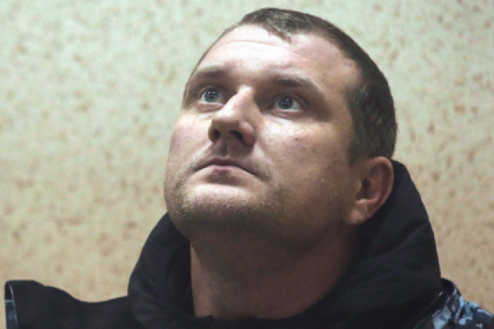 Командир украинских моряков объяснил отказ стрелять в ответ в Керченском проливе
