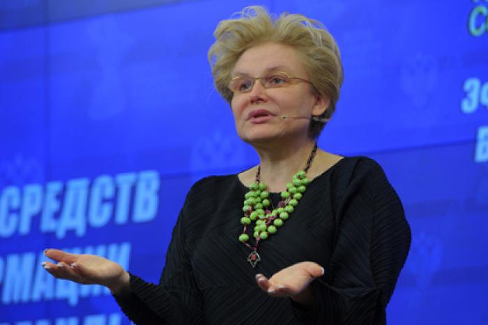 Малышева обнаружила копченую колбасу в холодильнике матери и ужаснулась