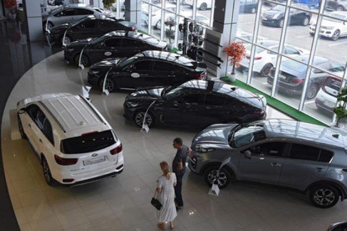 Министр рассказал о скором росте цен на автомобили