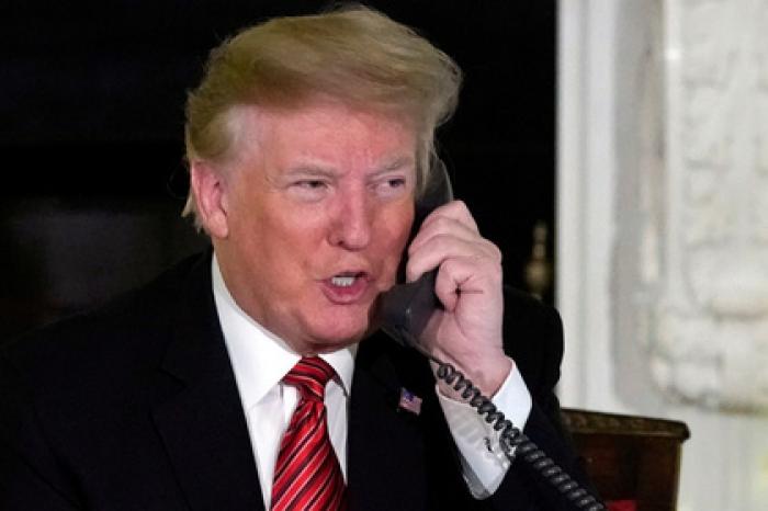 Опубликована жалоба разведки США на разговор Трампа с Зеленским