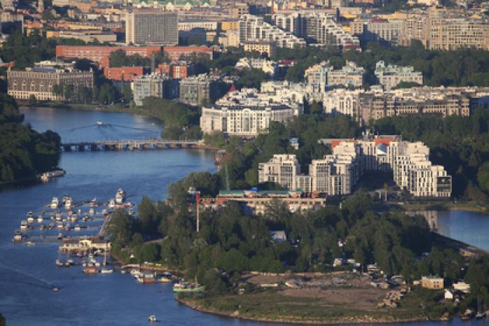 Петербуржцам дали совет для заработка на приезжих