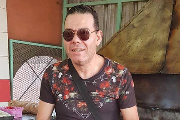 Популярный певец в прямом эфире призвал избивать жен