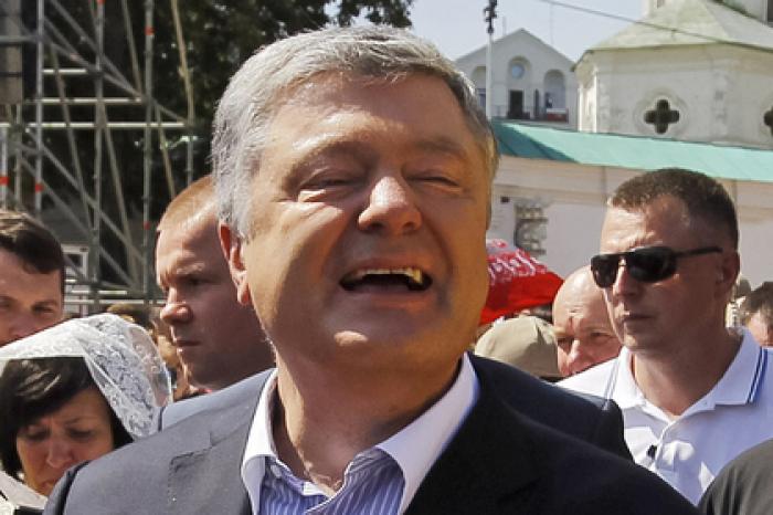 Порошенко снова прогулял допрос и оправдался депутатским статусом