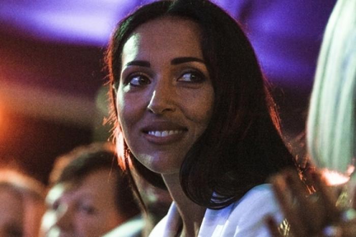 Потребовавшего завести уголовное дело на Алсу из-за «Голоса» мужчину допросят