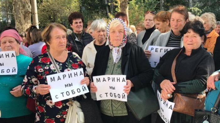Протест у Апелляционной палаты в поддержку Марины Таубер и Регины Апостоловой (ФОТО, ВИДЕО)
