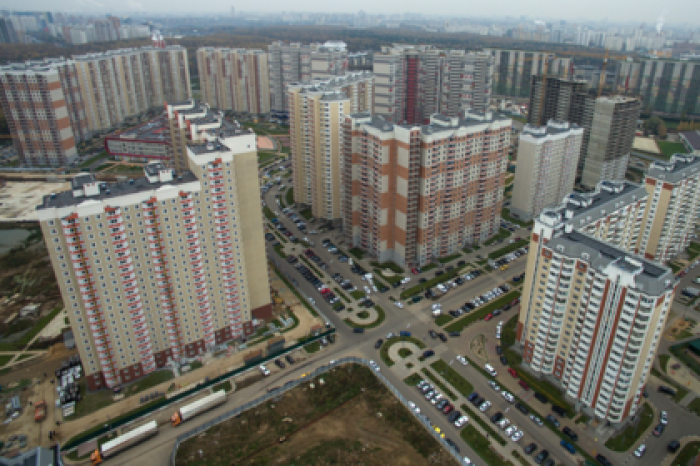 Россиянин открыл стрельбу по окнам соседей