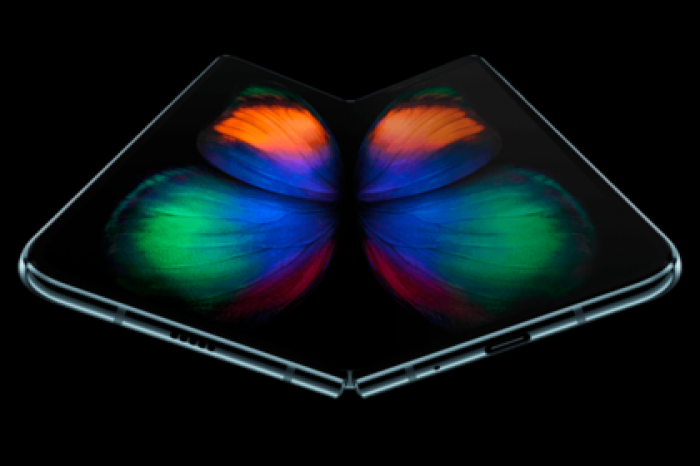 Samsung объявила дату начала продаж складного Galaxy Fold