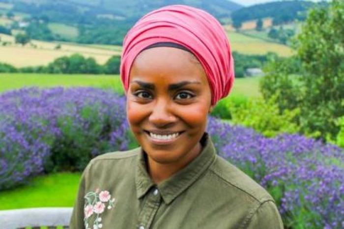 Телеведущая приготовила торт и попала в больницу