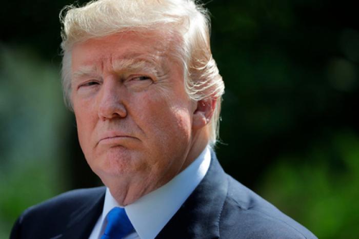 Трамп объяснил отставку Болтона