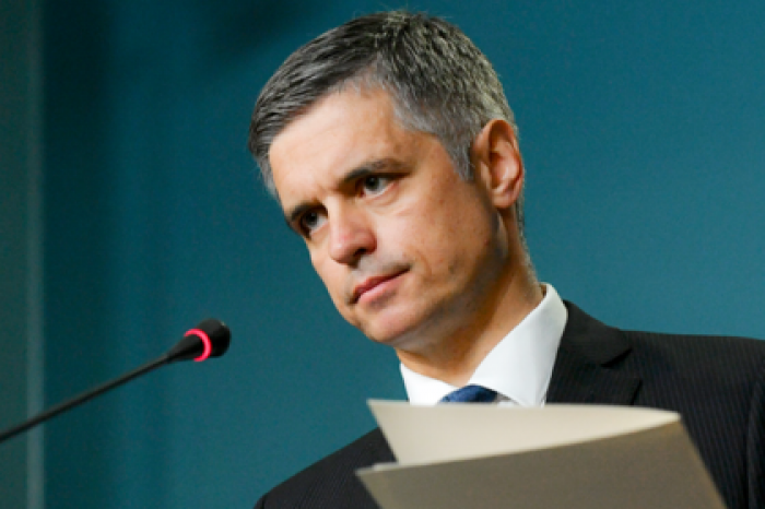 Украина отложила вступление в НАТО на далекую перспективу