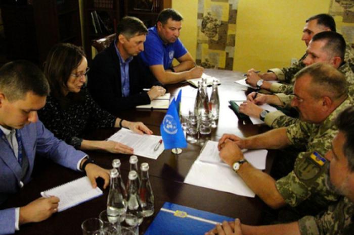 Украина приготовилась к отводу войск в Донбассе