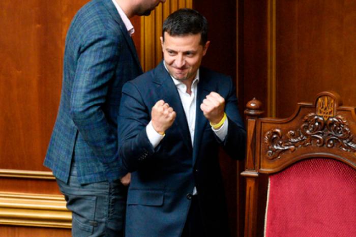 Украину предупредили о концентрации власти в руках Зеленского