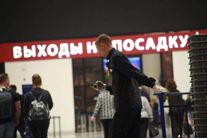 В российских аэропортах установят ограничения на курилки