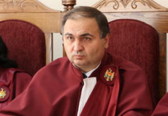 В ВОСКРЕСЕНЬЕ ПРОКУРОРЫ ПРОВЕЛИ ОБЫСКИ В ДОМЕ ИОНА ДРУЦЭ, КОТОРЫЙ ПОДАЛ В ОТСТАВКУ С ПОСТАВ ПРЕДСЕДАТЕЛЯ ВЫСШЕЙ СУДЕБНОЙ ПАЛАТЫ