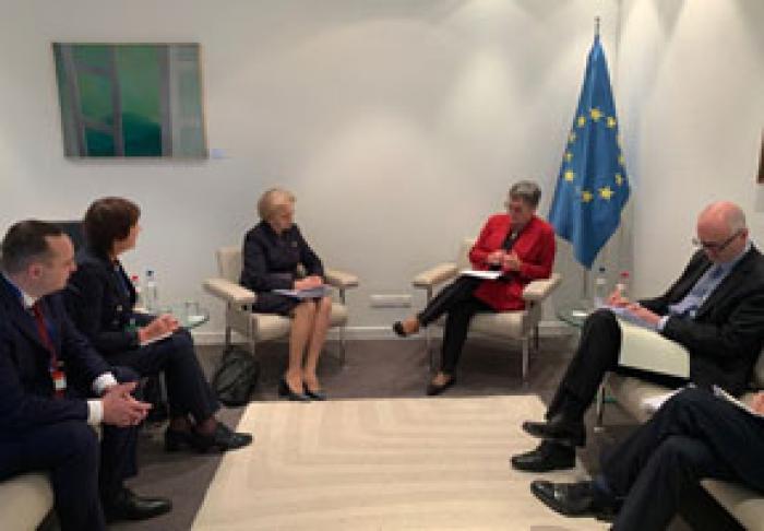 AMBASADORII UNIUNII EUROPENE APRECIAZĂ EFORTURILE MAJORITĂŢII PARLAMENTARE PENTRU IMPLEMENTAREA REFORMELOR
