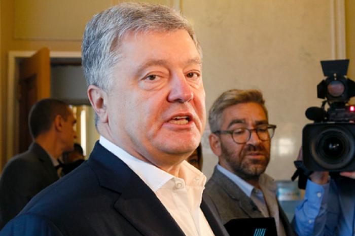 Борцы с коррупцией заподозрили Порошенко в халатности